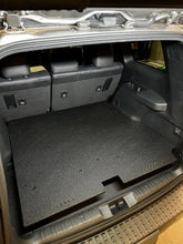 Load image into Gallery viewer, Goose Gear Rear Plate System for 2024+ Toyota Land Cruiser 250