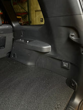 Load image into Gallery viewer, Goose Gear Rear Plate System for 2024+ Toyota Land Cruiser 250