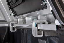 Load image into Gallery viewer, SmartCap EVOa Adventure for 2024+ Toyota Tacoma 5' Short Bed