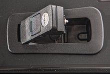 Load image into Gallery viewer, SmartCap EVOa Adventure for 2005-2015 Toyota Tacoma 5' Short Bed