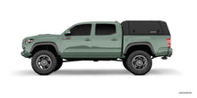 Load image into Gallery viewer, SmartCap EVOd Defender for 2016-2023 Toyota Tacoma 5' Short Bed