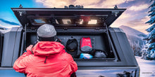 Load image into Gallery viewer, SmartCap EVO Series Full-Bin for for Jeep Gladiator with 5' Bed