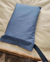 Load image into Gallery viewer, Reign Windbreaker