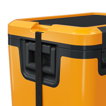 Load image into Gallery viewer, Dometic Recon Hardside Cooler Medium 41 Liter