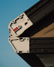 Load image into Gallery viewer, Go Fast Campers V2 Pro Roof Top Tent