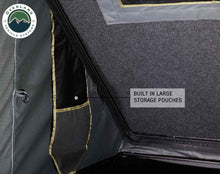 Load image into Gallery viewer, OVS HD Mamba 3 Clam Shell Hard Shell Roof Top Tent