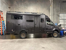 Load image into Gallery viewer, Owl Talon Super Single Wheel Set for 2007+ Mercedes Sprinter Van 3500 / Sprinter Dually / Winnebago Ekko