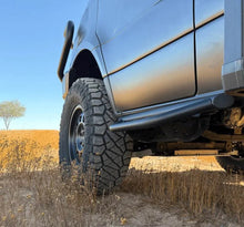 Load image into Gallery viewer, Owl Tubular Cab Step for 2007+ Mercedes Sprinter Winnebago Ekko