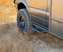 Load image into Gallery viewer, Owl Tubular Cab Step for 2007+ Mercedes Sprinter Winnebago Ekko