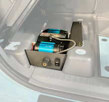 Load image into Gallery viewer, Owl UnderSeat Air Compressor System for 2023+ Ineos Grenadier