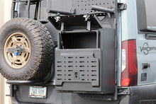 Load image into Gallery viewer, Owl Monster Box 30 Cargo Box