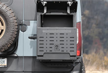 Load image into Gallery viewer, Owl Monster Box 30 Cargo Box