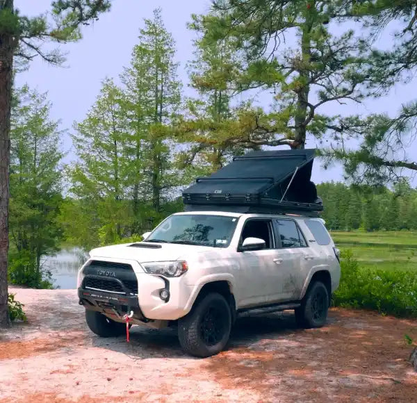 overland roof tent Blackjack Rooftop Tent
