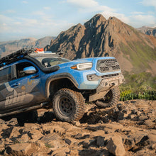 Load image into Gallery viewer, Prinsu Special Edition Cab Rack with Toyota Desert Air Intake Fitment for 2005-2023 Toyota Tacoma