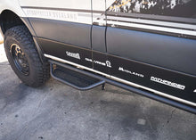Load image into Gallery viewer, ROAMBUILT Tubular Side Step for 2007+ Mercedes Sprinter Van (Driver)
