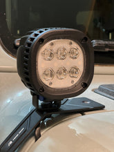 Load image into Gallery viewer, TYRI Off-Road Lighting 1010 Series 4000 eLumen Spotlight
