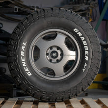 Load image into Gallery viewer, Van Compass 17x8" CHUNK Wheel for 2007+ Mercedes Sprinter Van