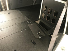 Load image into Gallery viewer, Goose Gear- Ultimate Chef & Sleeping Package For Land Cruiser 80