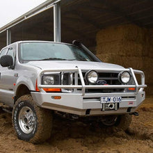 Load image into Gallery viewer, ARB Deluxe Front Bumper 1999-2004 Ford F-250