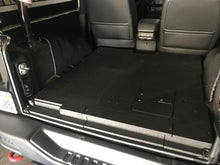 Load image into Gallery viewer, Goose Gear- Jeep JK 2 Door Plate Systems