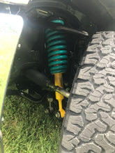 Load image into Gallery viewer, Dobinsons 2"- 3" Lift Kit for 2007-2021 Toyota Tundra Double Cab V8