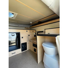 Load image into Gallery viewer, Customer Classified: Used 2018 RAM 2500 Crew Cab + 2018 HAWK Flatbed Four Wheel Camper Combo
