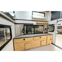 Load image into Gallery viewer, Coming in February: 2026 GRANDBY Four Wheel Camper with Base Model Open Floor Plan
