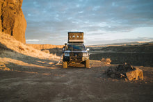 Load image into Gallery viewer, James Baroud Evasion Hard Shell Roof Top Tent
