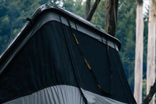 Load image into Gallery viewer, James Baroud Discovery Hard Shell Roof Top Tent
