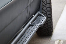 Load image into Gallery viewer, Owl Tubular Trail Side Step for 2007+ Mercedes Sprinter Van
