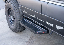 Load image into Gallery viewer, ROAMBUILT Flat Side Step for 2007+ Mercedes Sprinter Van (Driver)
