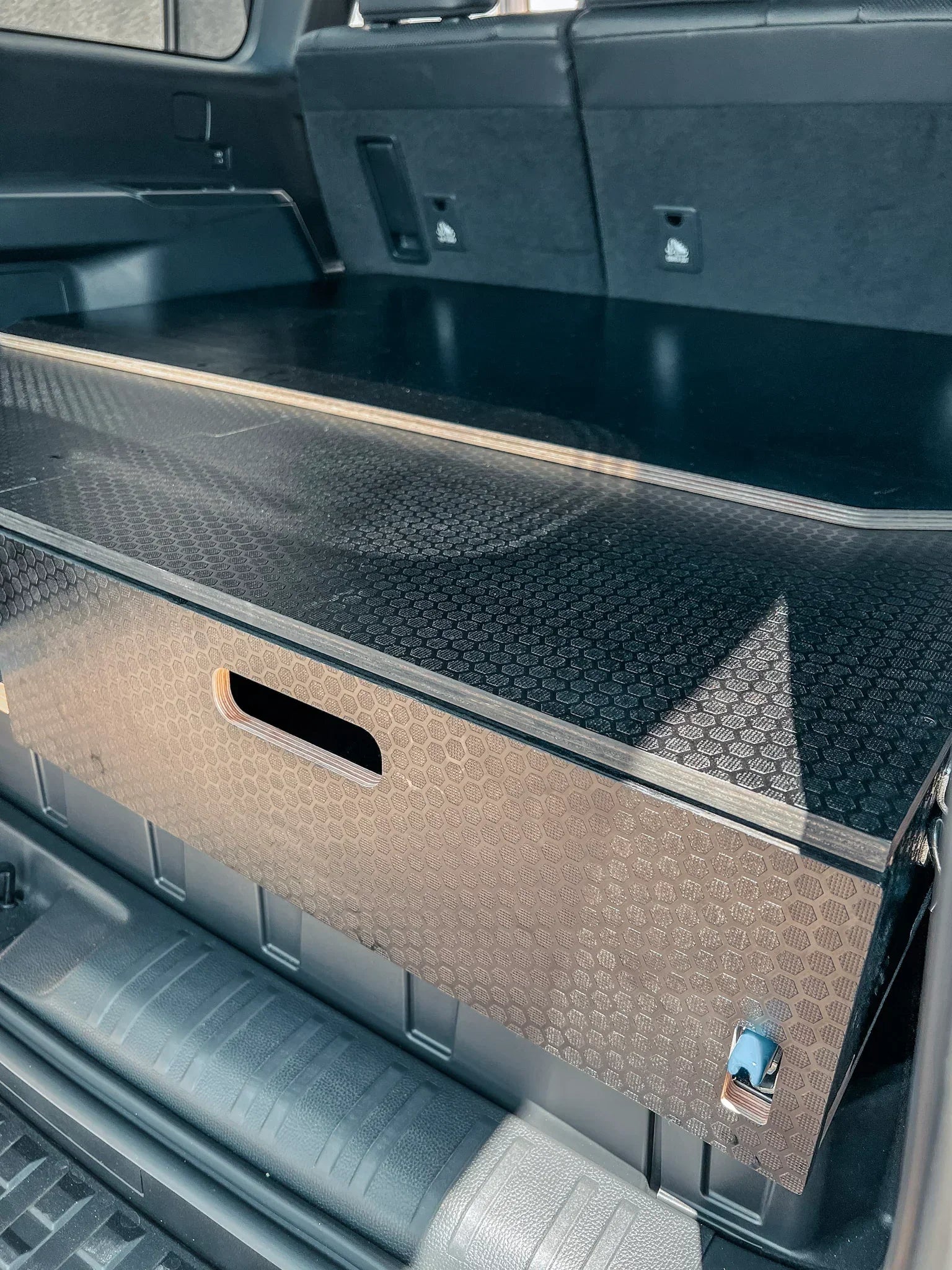 DRAWER ドゥロワー Solid Wood Worx Dual Drawer System for 2024+ Toyota Land Cruiser