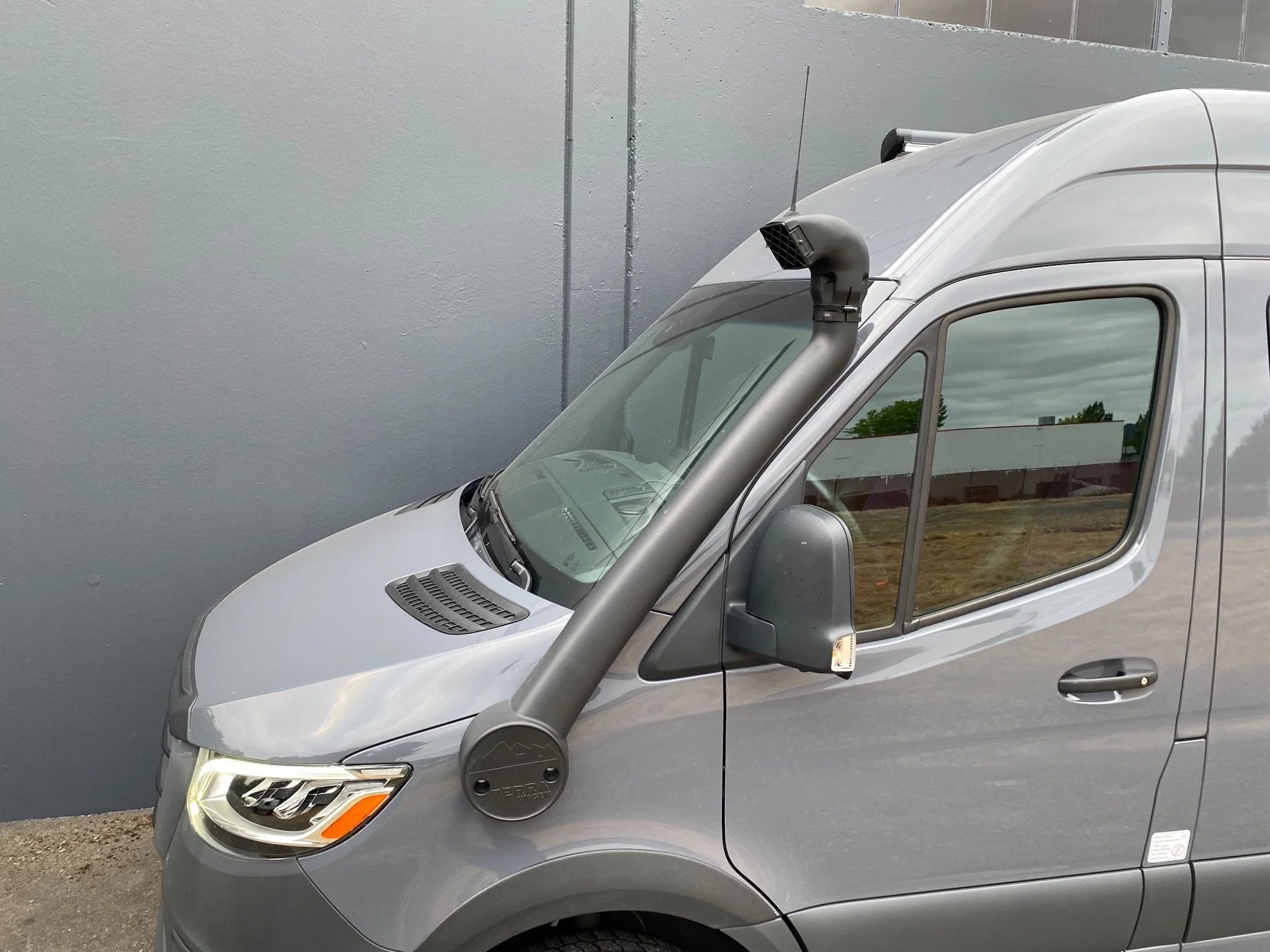 Terrawagen 907 Snorkel Kit for 2019+ Mercedes Sprinter Van with V6 Die ...