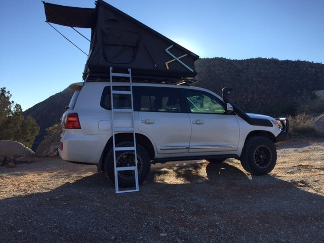 Eezi-Awn Stealth Hard Shell Roof Top Tent – Main Line Overland