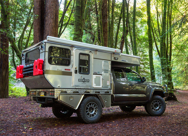 https://www.mainlineoverland.com/cdn/shop/products/Woolrich-Special-Edition-Flat-Bed-Model-Exterior-Passenger-Side-Hendy-Woods_grande.jpg?v=1531832007